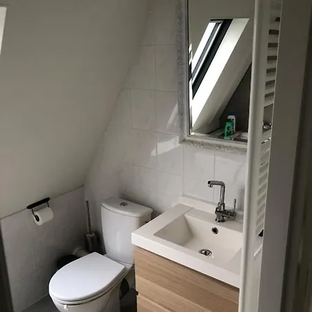 בית נופש Have A Stay! - De Witte Raaf With Garden And Hottub נורדוויק