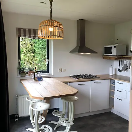 Have A Stay! - De Witte Raaf With Garden And Hottub בית נופש