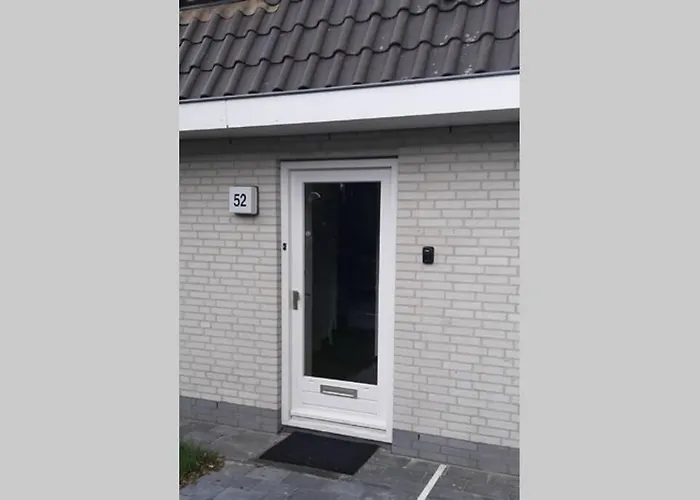 Дом отдыха Have A Stay! - De Witte Raaf With Garden And Hottub Нордвейк-ан-Зее